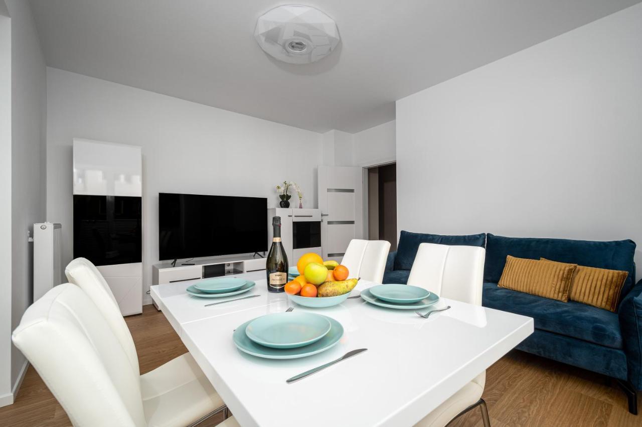 Your Apartments Okrzei 12 Варшава Екстер'єр фото